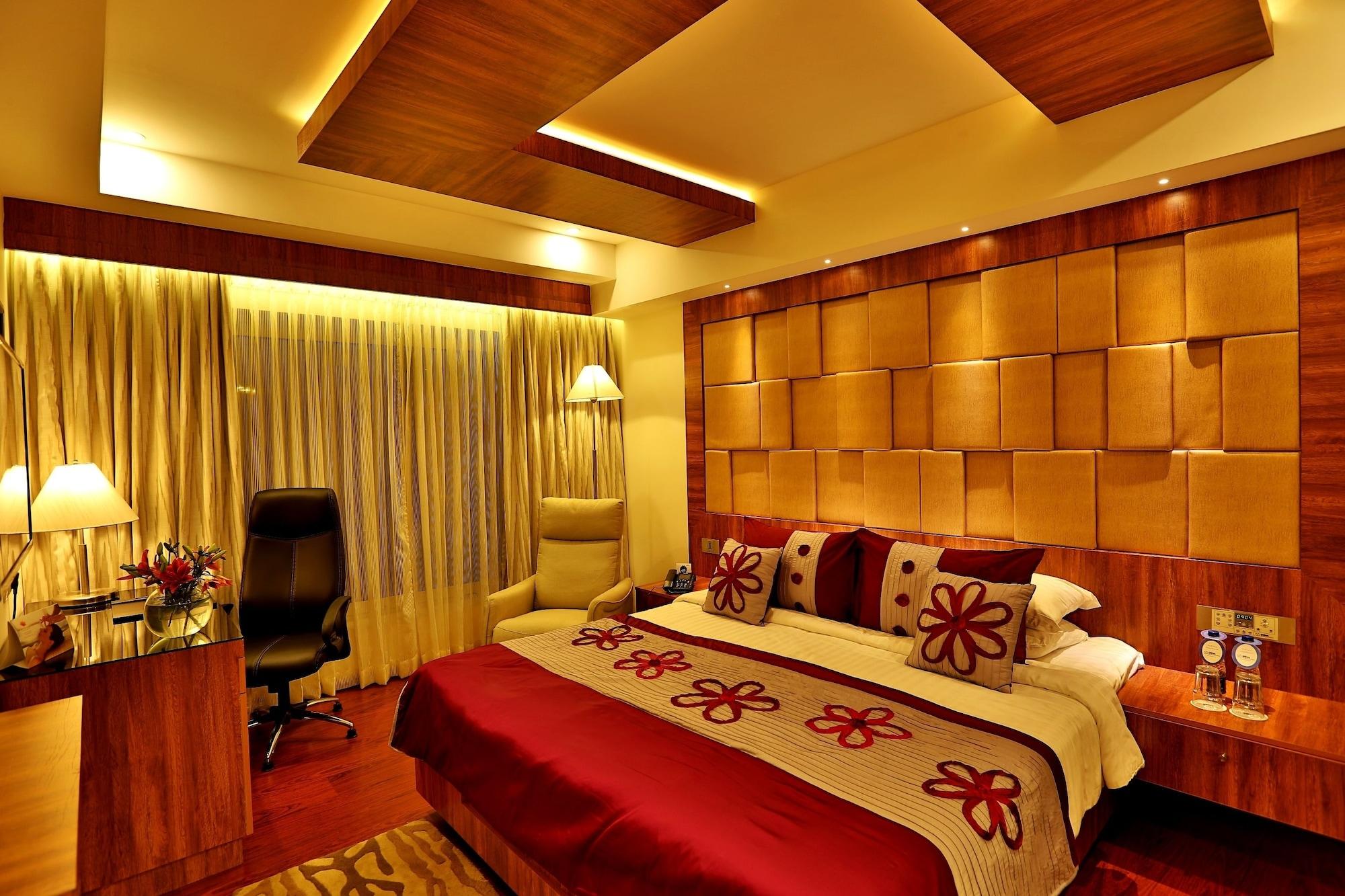 โฮเต็ล โอลีฟ ดาวน์ทาวน์ Hotel Kochi ภายนอก รูปภาพ