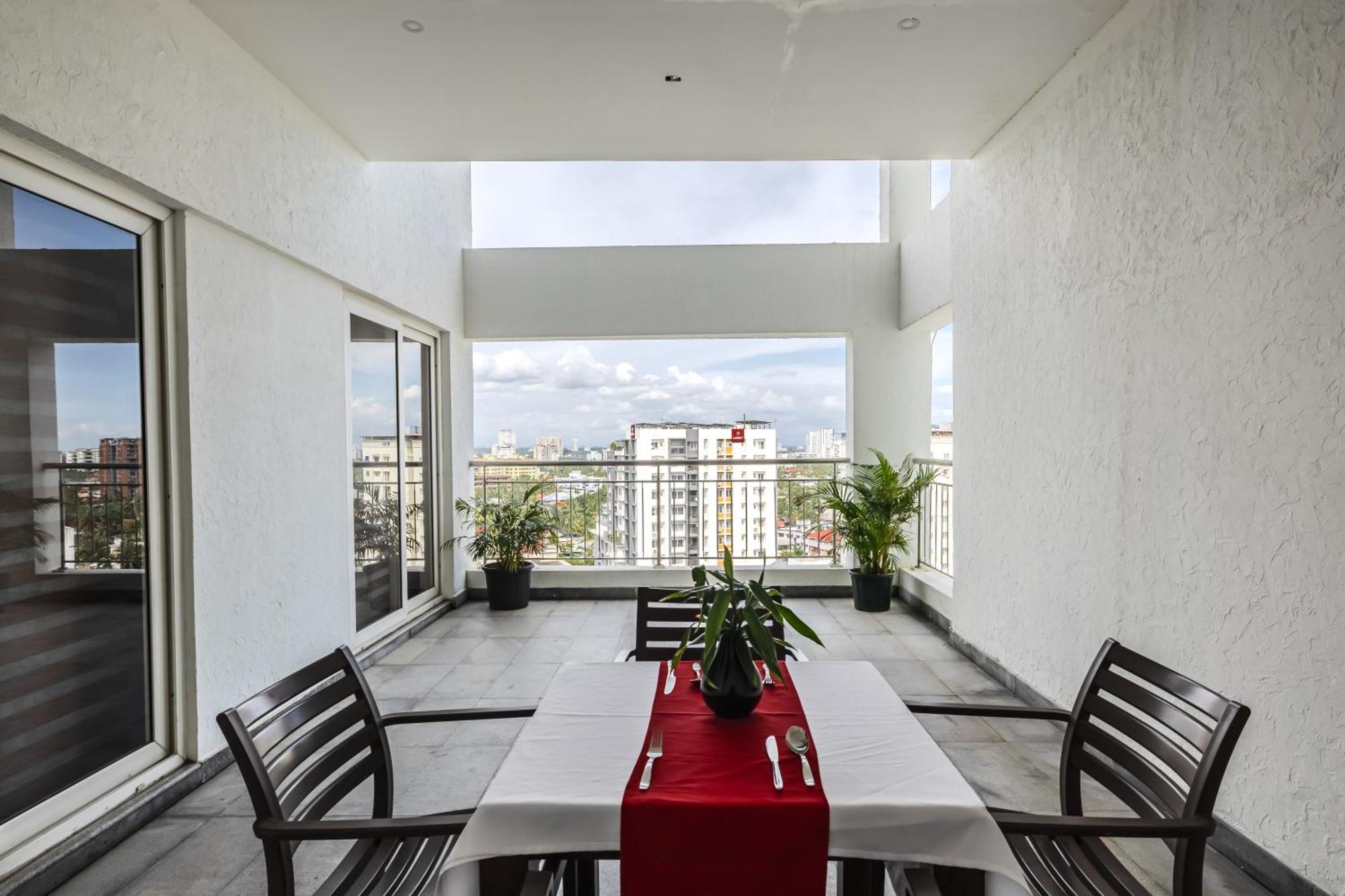 โฮเต็ล โอลีฟ ดาวน์ทาวน์ Hotel Kochi ภายนอก รูปภาพ