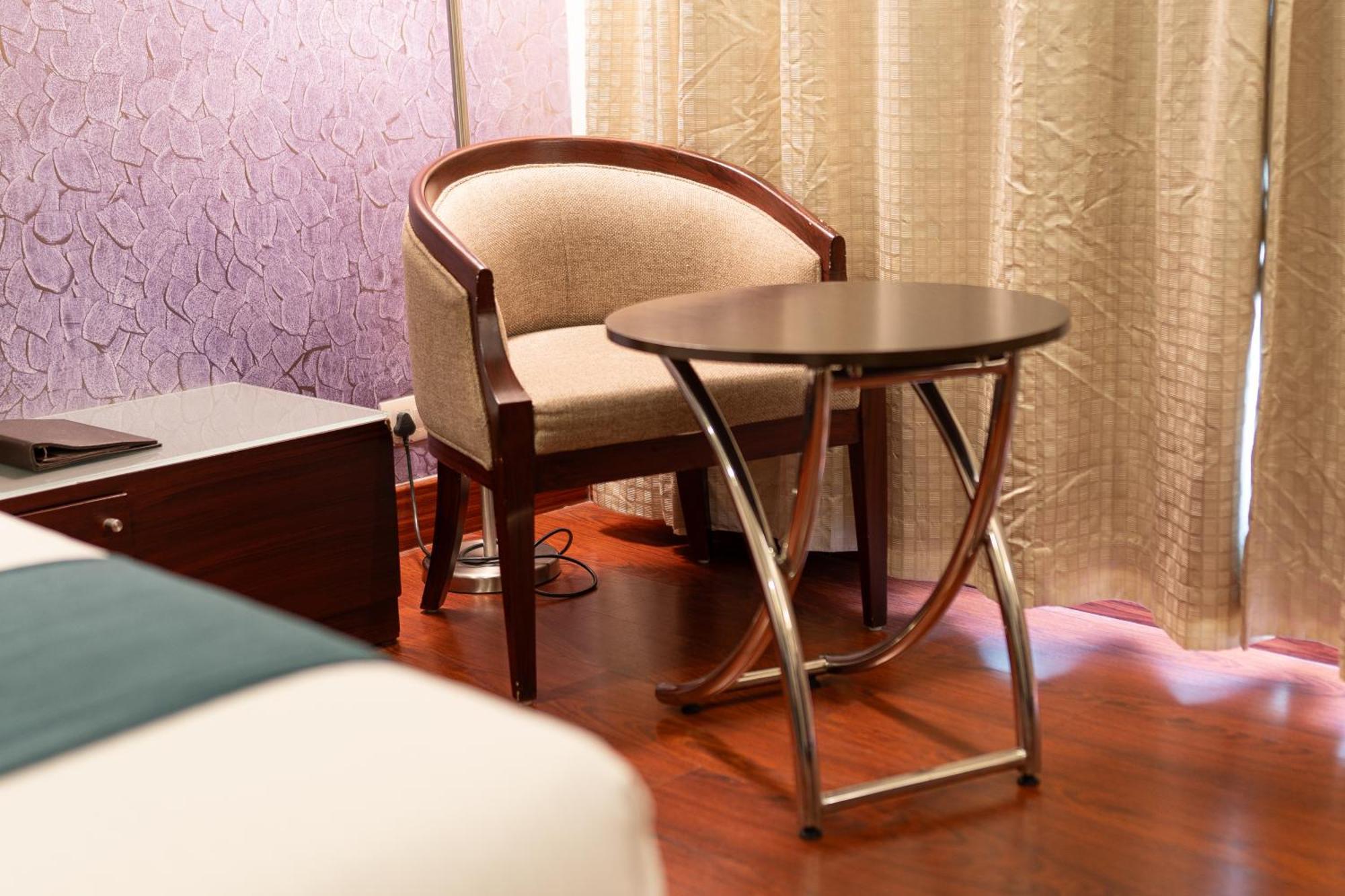 โฮเต็ล โอลีฟ ดาวน์ทาวน์ Hotel Kochi ภายนอก รูปภาพ