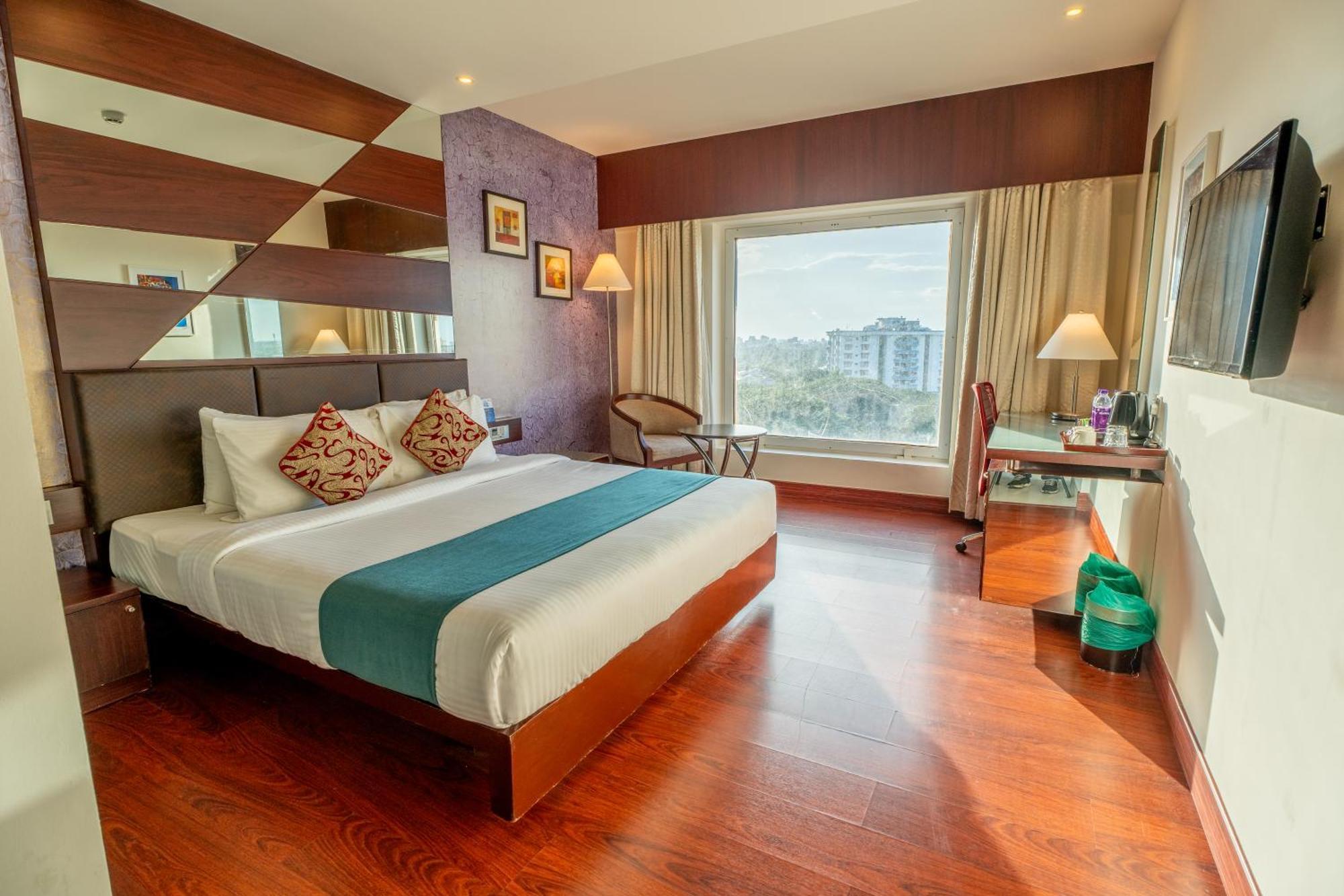 โฮเต็ล โอลีฟ ดาวน์ทาวน์ Hotel Kochi ภายนอก รูปภาพ