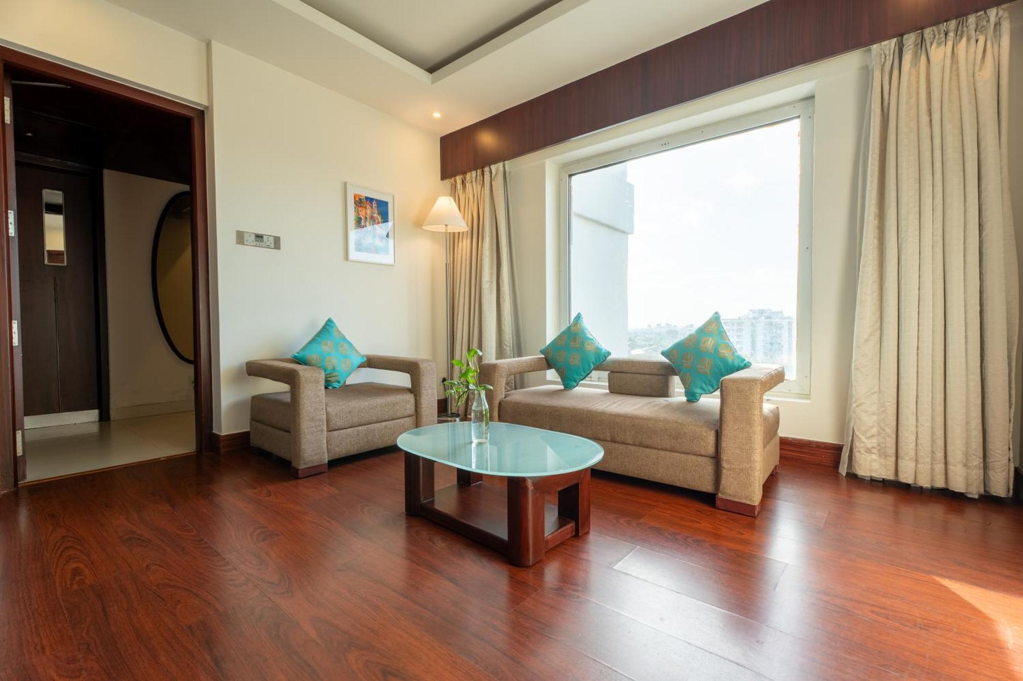 โฮเต็ล โอลีฟ ดาวน์ทาวน์ Hotel Kochi ภายนอก รูปภาพ