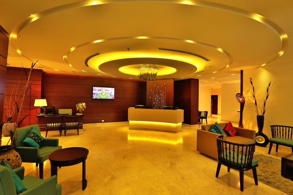 โฮเต็ล โอลีฟ ดาวน์ทาวน์ Hotel Kochi ภายนอก รูปภาพ