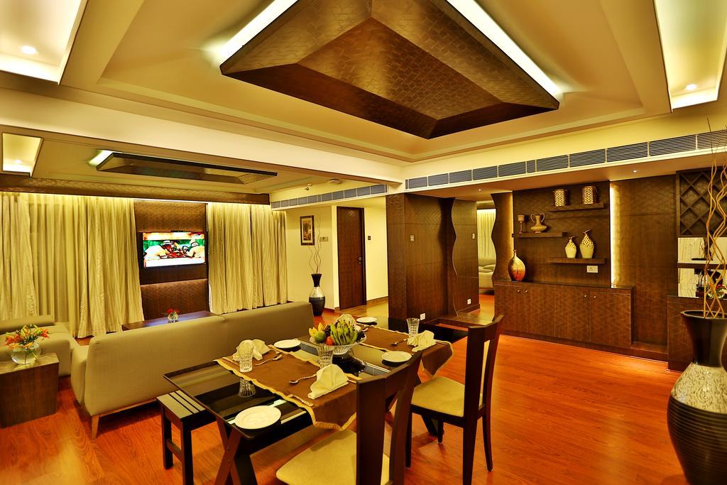 โฮเต็ล โอลีฟ ดาวน์ทาวน์ Hotel Kochi ภายนอก รูปภาพ
